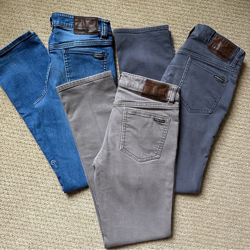 Boys Volcom Jeans / size 28